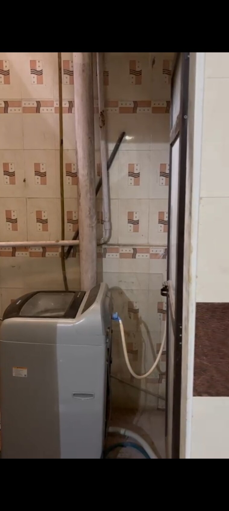 Bathroom, divine-bunglows 3 Bedroom 1500 Sq.Ft. Apartment In Borivali West Mumbai 9203596