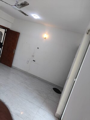 1 RK Villa For Rent in Supertech 34 Pavilion, Sector 34