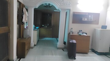 Building Lobby in 1 RK Villa at Supertech 34 Pavilion, Sector 34 – for Rent