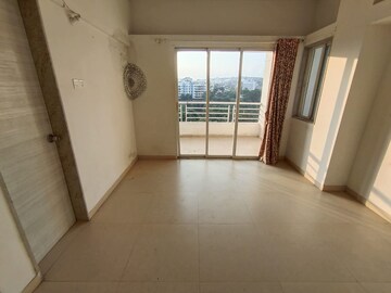 Room in 3 BHK Apartment at Soham Riveria, Anand Nagar – for Rent