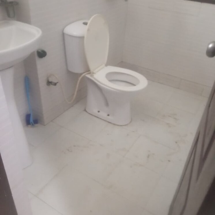 Bathroom, bptp-parkland-pride 3 Bedroom 1103 Sq.Ft. Apartment In Sector 77 Faridabad 9203682