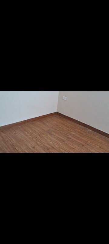 Bedroom in 2 BHK Apartment at Amrapali Dream Valley, Tech Zone 4 Greater Noida – for Rent