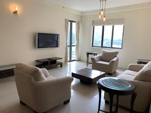 3.5 BHK Apartment For Rent in Unitech Uniworld Gardens, Sector 47