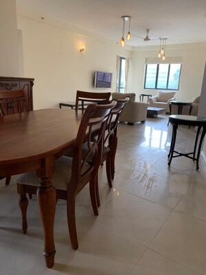 Living Room in 3.5 BHK Apartment at Unitech Uniworld Gardens, Sector 47 – for Rent