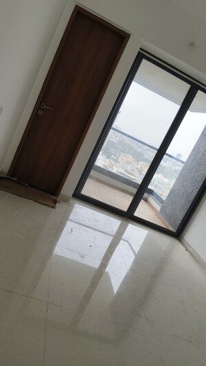 Room in 3 BHK Apartment at Majestique Signature Towers, Balewadi – for Rent