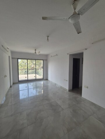 1 BHK Apartment For Rent in RSN Vaibhav Heights, Santacruz East