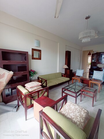 Living Room in 2 BHK Apartment at Ansal Sushant Apartments, Sushant Lok I – for Rent