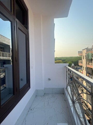Balcony in 2 BHK Builder Floor at Saket – for Rent