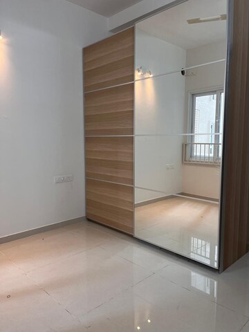 Room in 3 BHK Apartment at LnT Raintree Boulevard, Hebbal – for Sale
