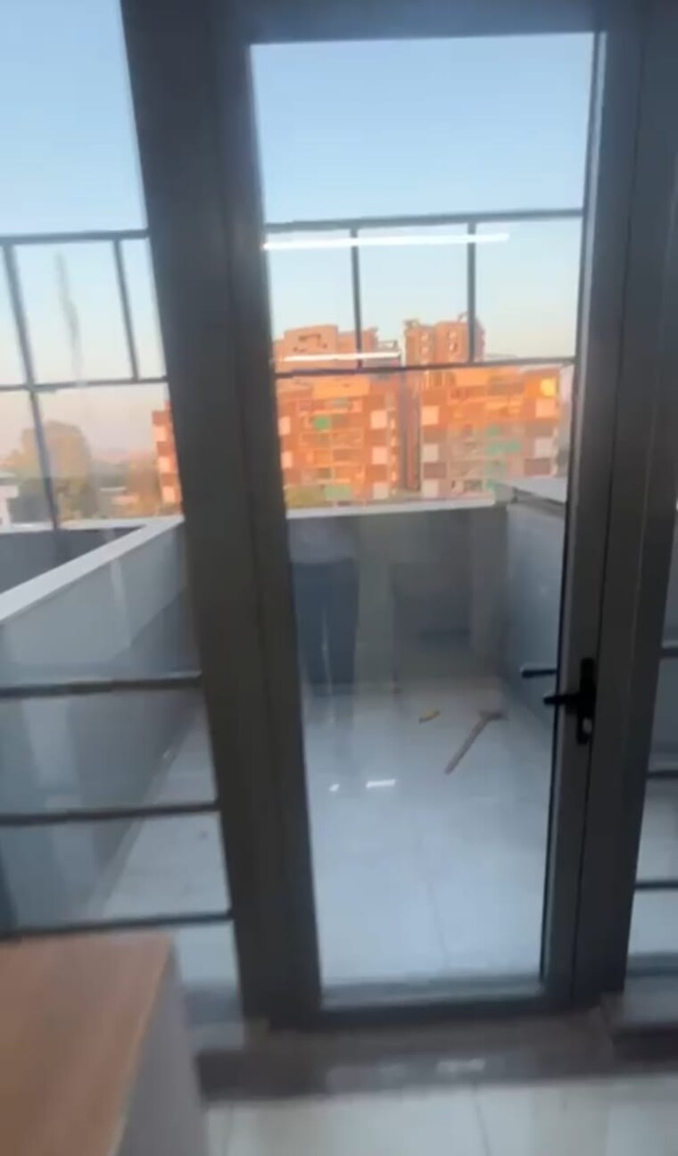 Team Area, ghatlodia Commercial Office Space 700 Sq.Ft. In Ghatlodia Ahmedabad 9203848