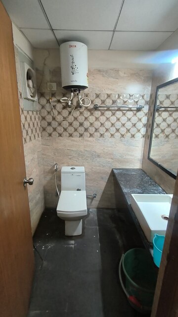 Team Area in 1 BHK Apartment at Paramount Golfforeste, Zeta I Greater Noida – for Rent