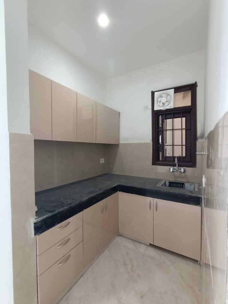 Kitchen, saket 1 Bedroom 500 Sq.Ft. Builder Floor In Saket Delhi 9203900