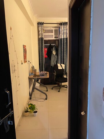 Team Area in 3 BHK Builder Floor at Milestone 32nd Avenue, Sector 15 – for Rent