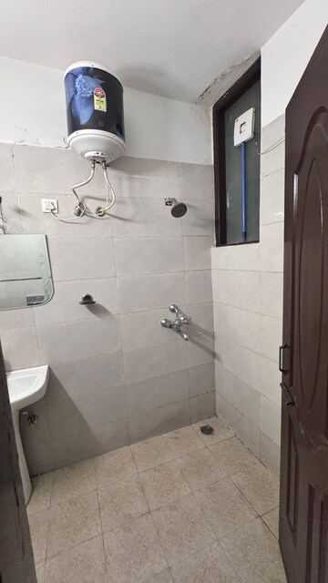 Bathroom in 3 BHK Apartment at Ambala Highway – for Rent