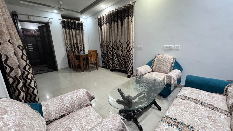 Living Room, ambala highway 3 Bedroom 1350 Sq.Ft. Apartment In Ambala Highway Zirakpur 9203901