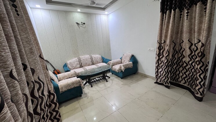 Living Room, ambala highway 3 Bedroom 1350 Sq.Ft. Apartment In Ambala Highway Zirakpur 9203901