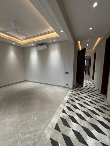 Bedroom in 4 BHK Builder Floor at East Of Kailash – for Rent