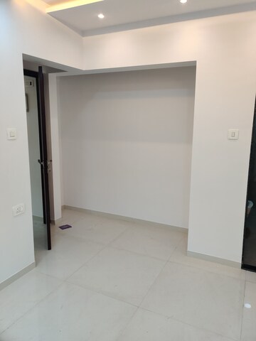 Furnished Amenities in 1 BHK Apartment at Oxford Navrang Crystal, Goregaon West – for Rent