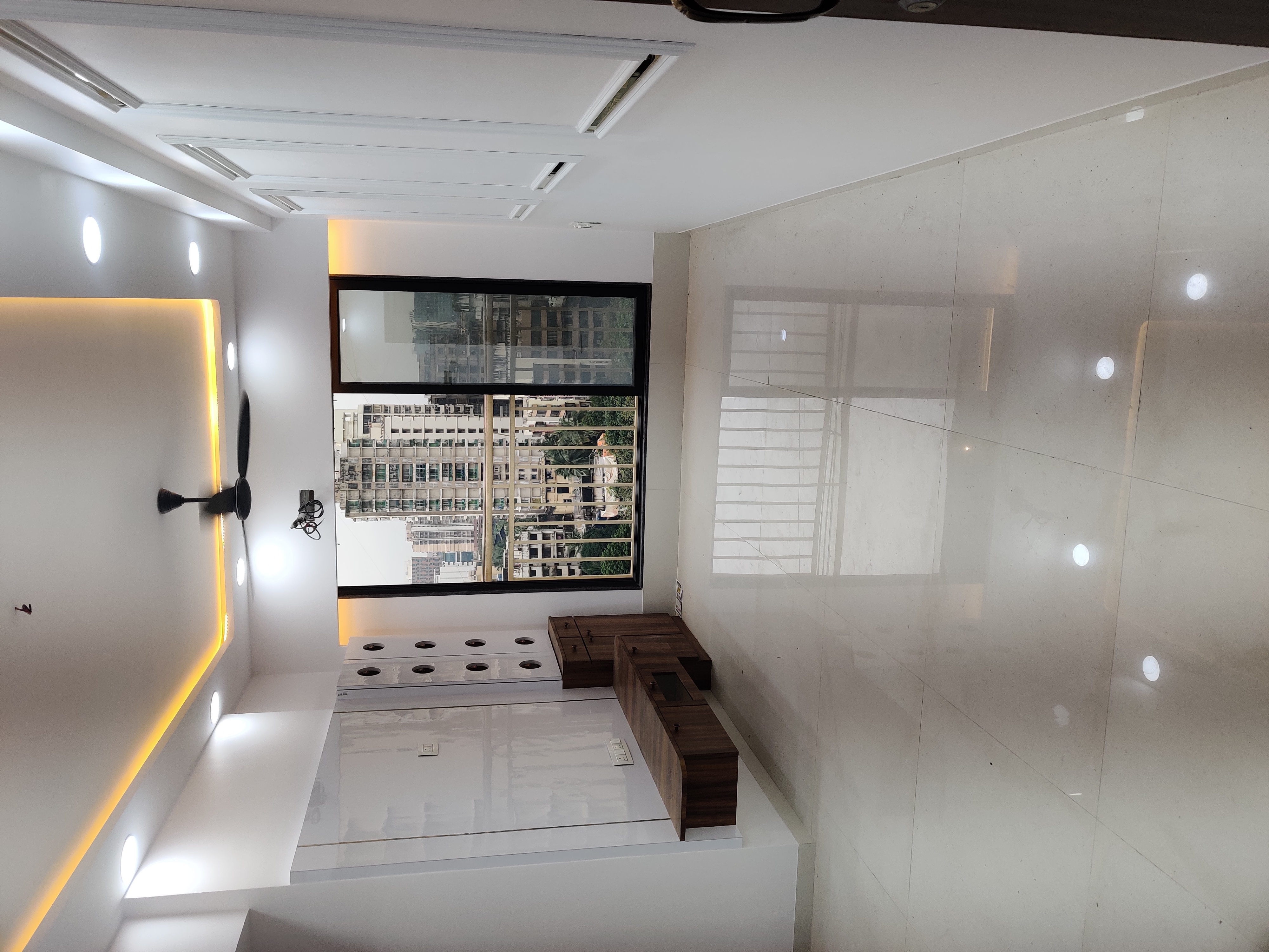 1 BHK Apartment For Rent in Oxford Navrang Crystal