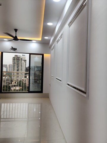 Furnished Amenities in 1 BHK Apartment at Oxford Navrang Crystal, Goregaon West – for Rent
