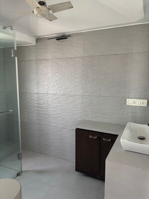 Master Bedroom in 3 BHK Apartment at Shubhada Tower, Worli – for Rent