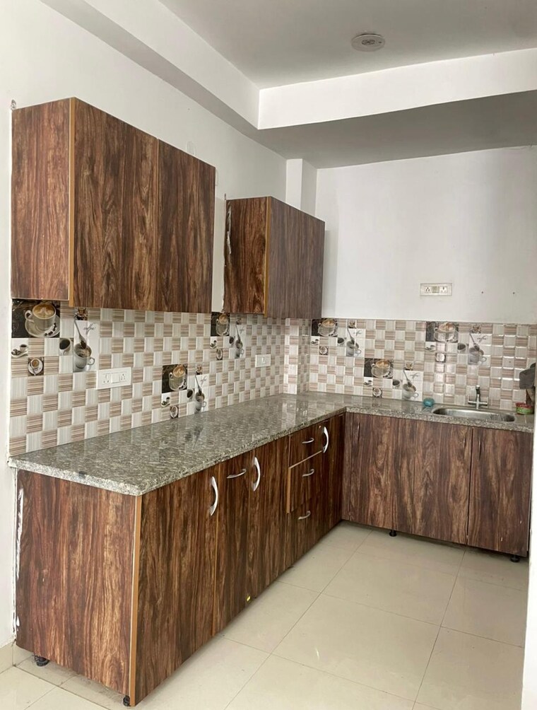 Kitchen, freedom fighters enclave 1 Bedroom 900 Sq.Ft. Builder Floor In Freedom Fighters Enclave Delhi 9204066