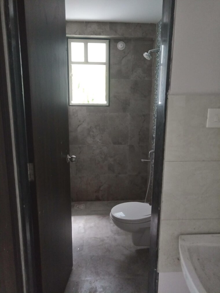 Bathroom, paud road 3 Bedroom 1324 Sq.Ft. Apartment In Paud Road Pune 9204083