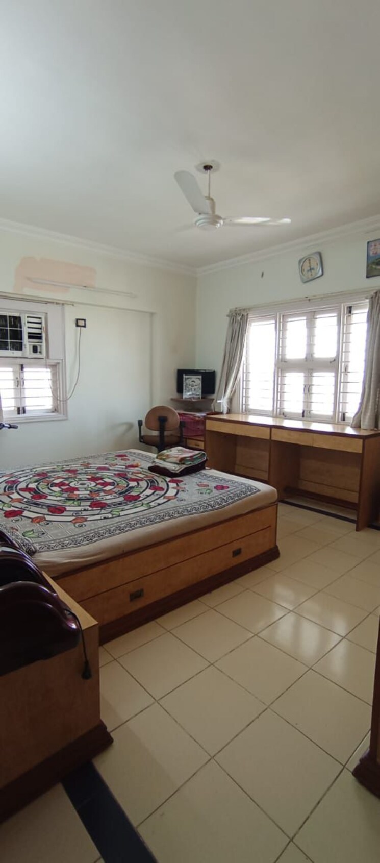 Master Bedroom, shyamal 3 Bedroom 2200 Sq.Ft. Apartment In Shyamal Ahmedabad 9204163