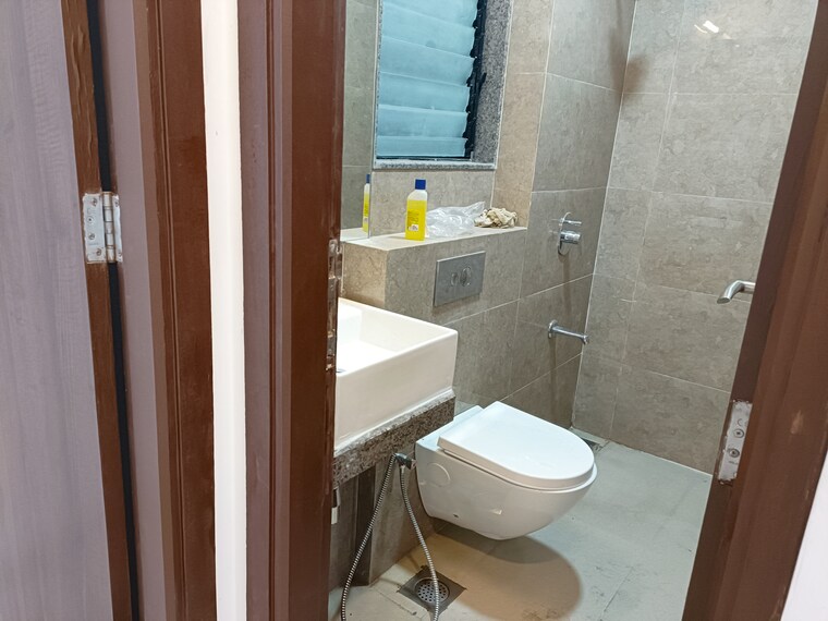 Bathroom, sunteck-avenue-2 2 Bedroom 645 Sq.Ft. Apartment In Goregaon West Mumbai 9204149