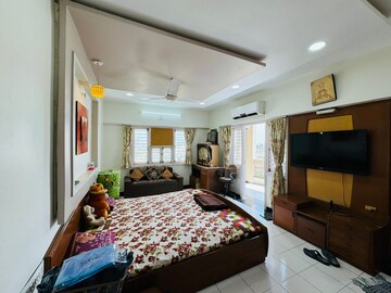 Bedroom in 3 BHK Apartment at Shyamal – for Rent