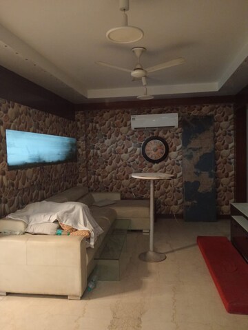 Living Room in 2 BHK Builder Floor at Palm Residency Chhatarpur, Chattarpur – for Rent