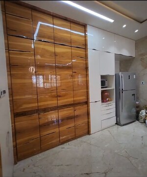 Room in 6 BHK Villa at Science City – for Sale