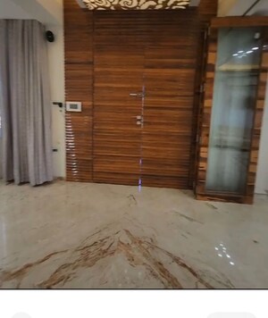 Room in 6 BHK Villa at Science City – for Sale