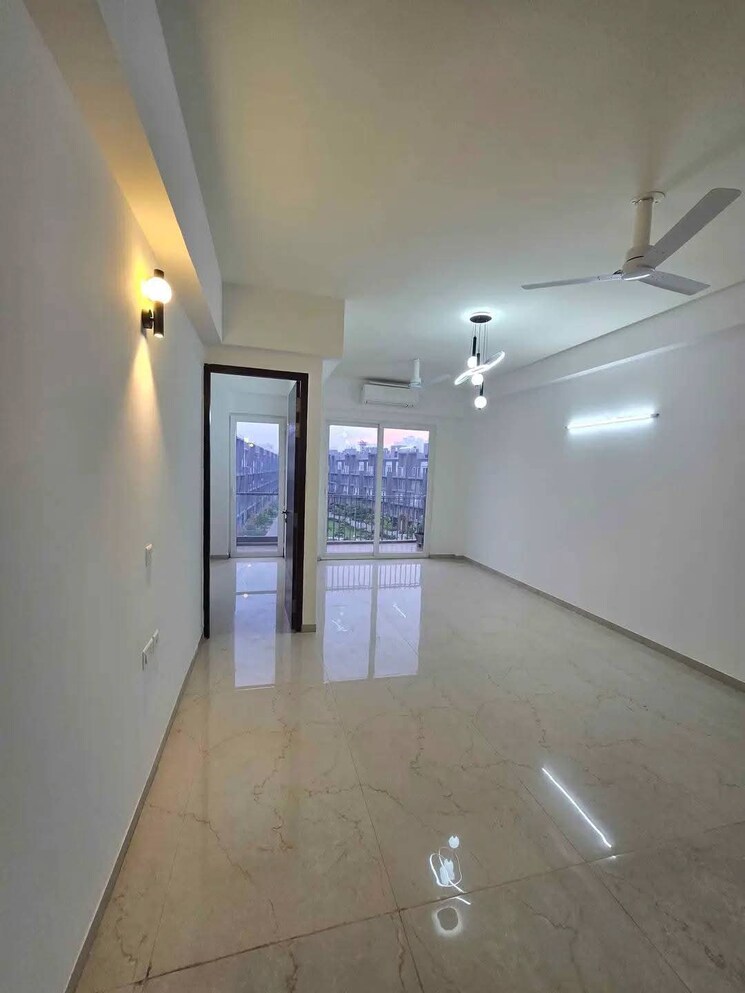 Room, smart-world-orchard 3.5 Bedroom 1620 Sq.Ft. Builder Floor In Sector 61 Gurgaon 9204166