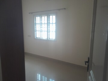 Room in 3 BHK Builder Floor at Ramamurthy Nagar – for Rent