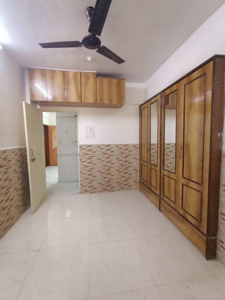 Room, dombivli west 1 Bedroom 650 Sq.Ft. Apartment In Dombivli West Thane 9204332