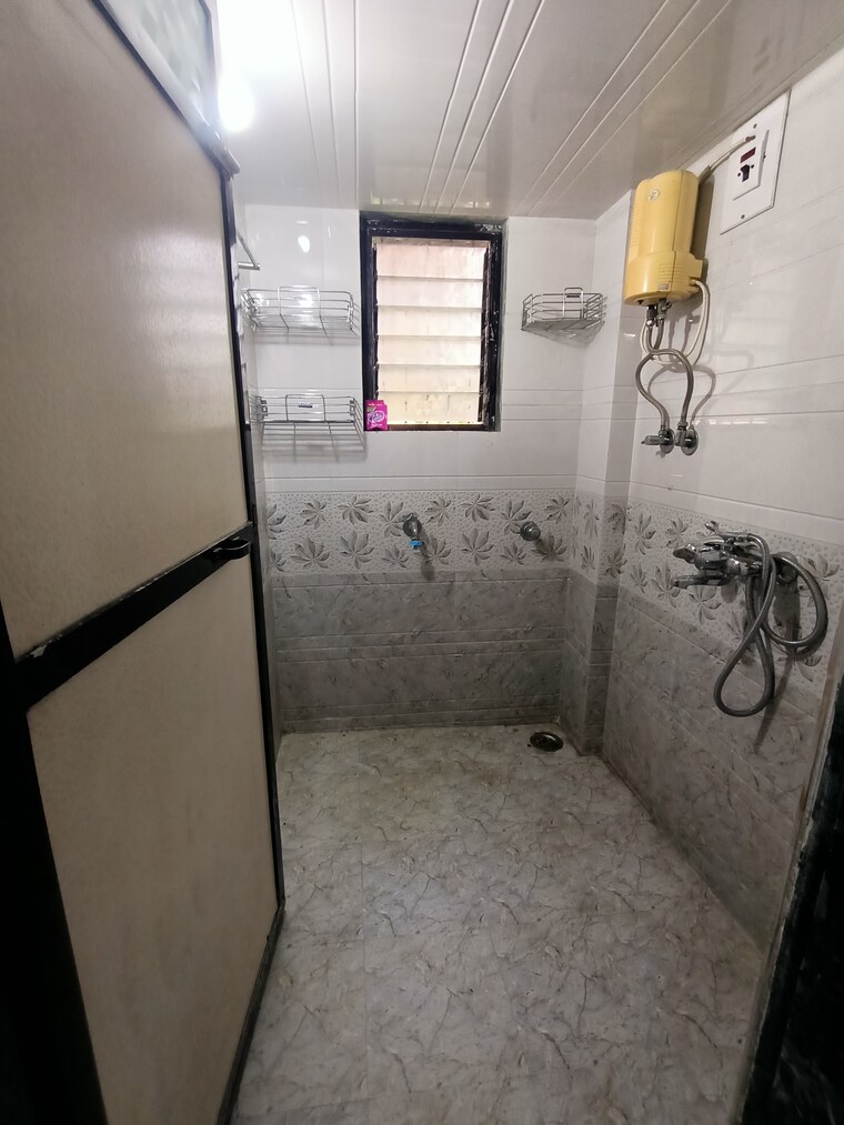 Bathroom, dombivli west 1 Bedroom 650 Sq.Ft. Apartment In Dombivli West Thane 9204332