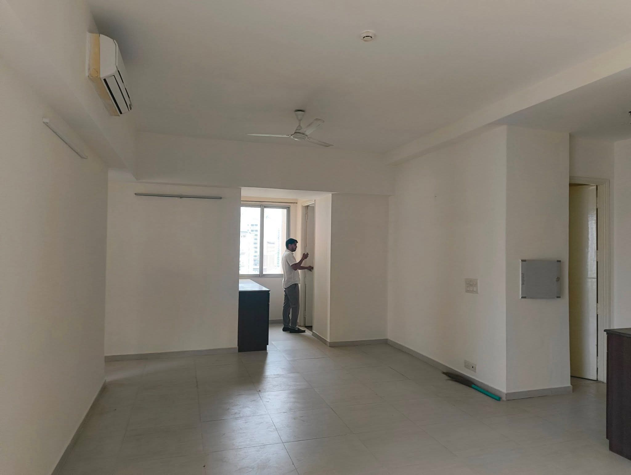 3 BHK + Study Room 1815 Sq.Ft. Apartment in Ireo Uptown