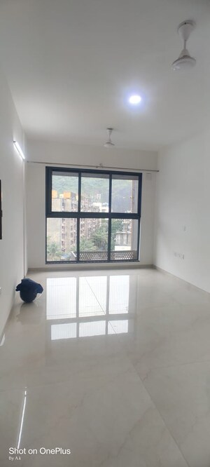 Room in 1 BHK Apartment at Godrej Urban Park, Chandivali – for Rent