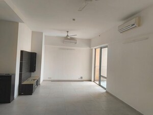 Room in 4 BHK Apartment at Ireo Uptown, Sector 66 – for Sale