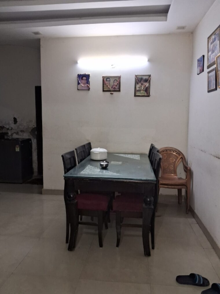 Master Bedroom, lucky-the-palm-valley 3 Bedroom 1326 Sq.Ft. Builder Floor In Sector 1 Greater Noida Greater Noida 9204444