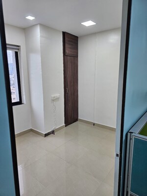 Room in  Office Space at LMS Finswell Woods, Viman Nagar – for Rent