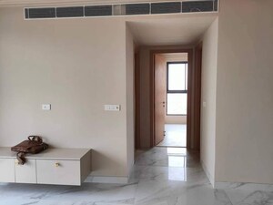 Room in 3 BHK Apartment at M3M Heights, Sector 65 – for Sale