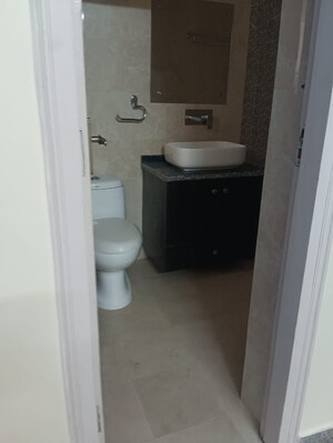 3 BHK Builder Floor For Rent in Alaknanda