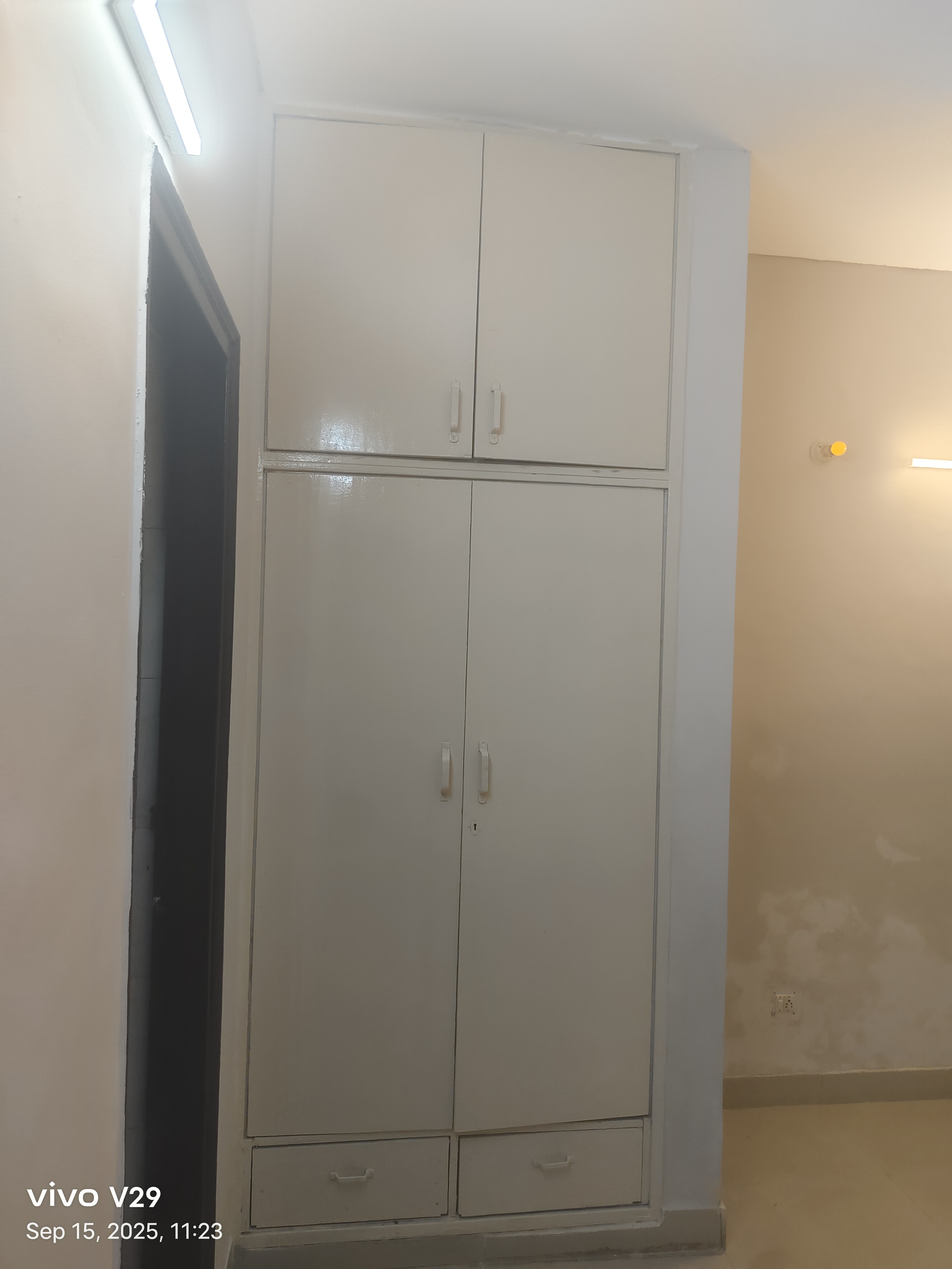 2 BHK Apartment For Rent in Suncity Essel Tower