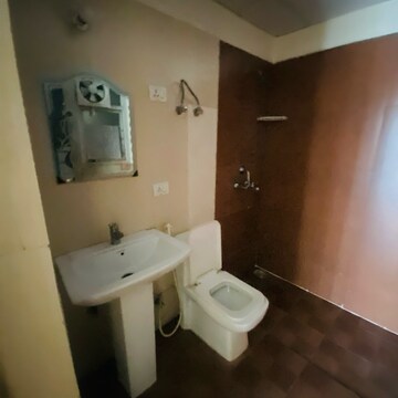 Bathroom in 2 BHK Apartment at Aims Golf Avenue II, Sector 75 – for Rent