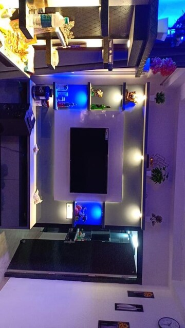 Furnished Amenities in 2 BHK Apartment at Gaur City 7th Avenue, Sector 4 Greater Noida – for Rent