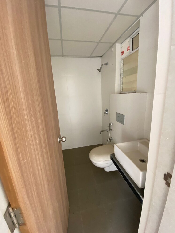 Bathroom, vihaan-greens 2 Bedroom 1075 Sq.Ft. Apartment In Sector 1 Greater Noida Greater Noida 9204542