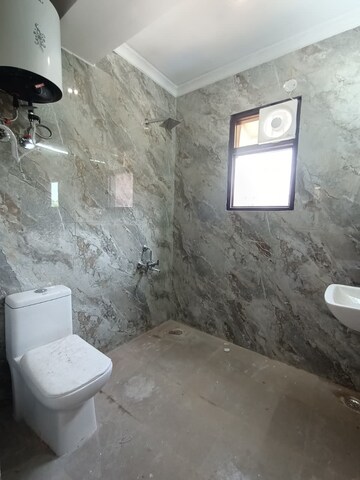 Bathroom in 1 BHK Builder Floor at Saket – for Rent