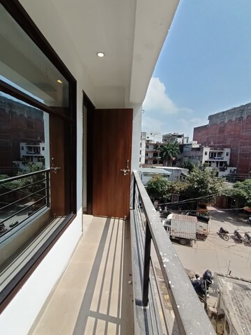 Balcony in 1 BHK Builder Floor at Saket – for Rent